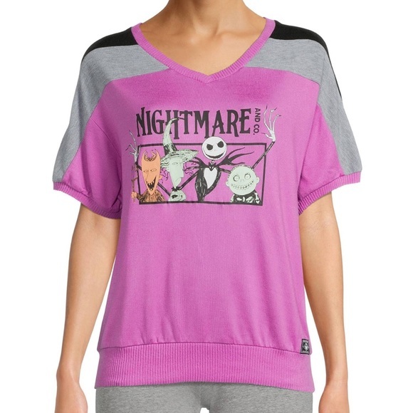 Women's Nightmare Before Christmas Graphic Sleep Tee NWT Medium 8-10 - Picture 1 of 12